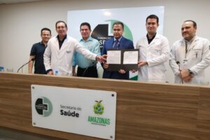 Imagem da notícia - Governo do Amazonas assina contrato para realização de cirurgias bariátricas no Hospital Adriano Jorge