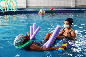 Fundação Hospital Adriano Jorge intensifica atendimento de pessoas que precisam de fisioterapia  