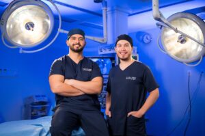 Imagem da notícia - Fundação Hospital Adriano Jorge forma vinte novos médicos especialistas em diversas áreas nesta terça (25/02)