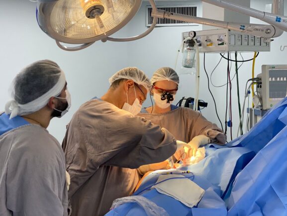 FHAJ realiza cirurgia do plexo braquial em paciente com lesão grave após acidente de trânsito