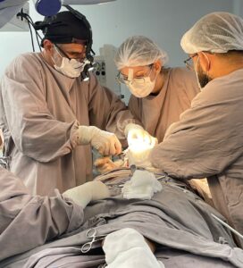 Imagem da notícia - Hospital Adriano Jorge remove tumor de mais de 2 kg, de mandíbula de paciente em Manaus